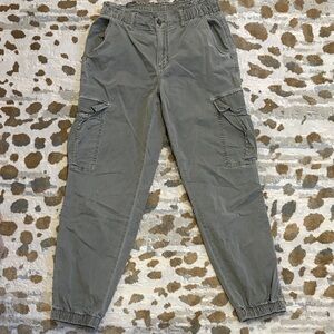 American Eagle Outfitters Women's Olive Cargo Pants